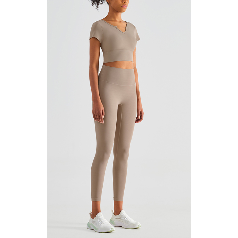 Yoga Short Sleeve Sports Top with Chest Pad MH133666